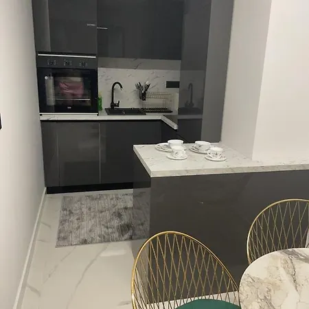 Apartament Capital33